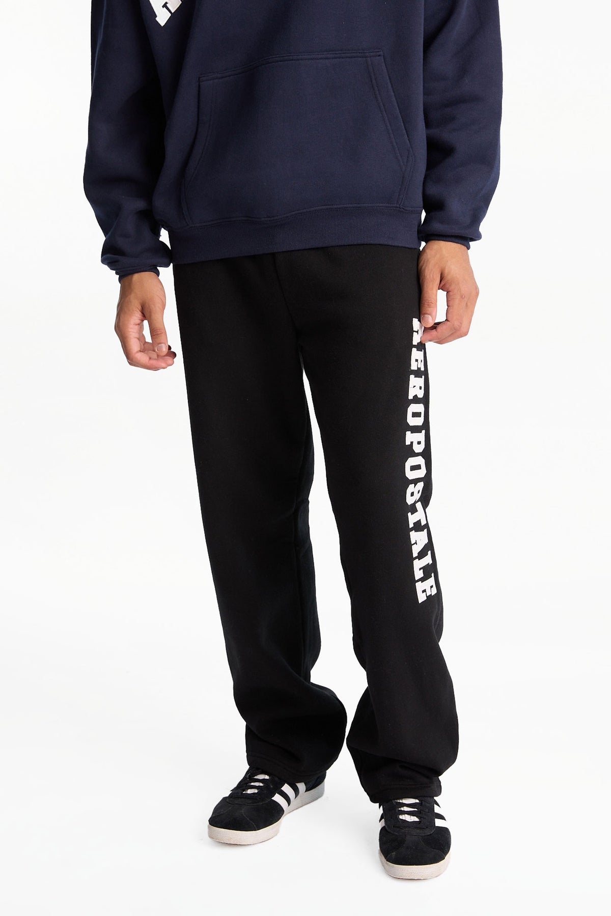 Aéropostale Cloud Soft Fleece Applique Baggy Sweatpants