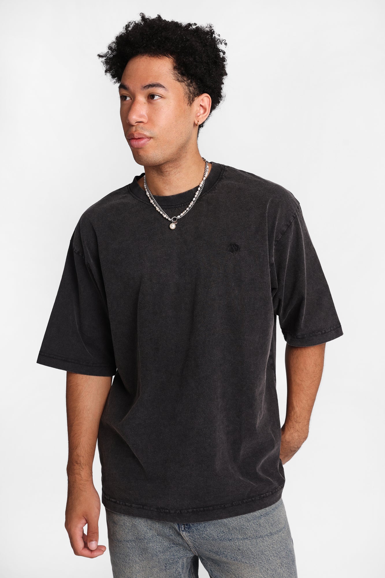AERO A87 Embroidered Graphic Stone Washed Tee