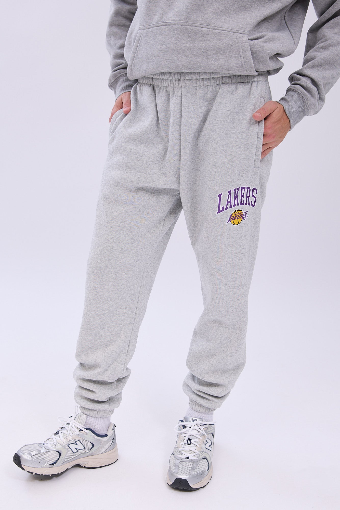 Los Angeles Lakers Embroidered Sweatpants