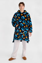 Chandail-couverture à capuche surdimensionné en peluche imprimé Cookie Monster thumbnail 4
