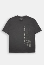 T-shirt classique graphique AERO 87 Original Brand Vertical thumbnail 2