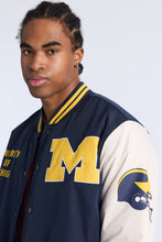 Blouson universitaire boutonne?e a? l'avant imprime? graphique University of Michigan thumbnail 5