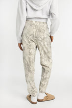 AERO Boyfriend Jogger thumbnail 3