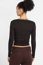 T-shirt ajusté à col Henley à manches longues thumbnail 8