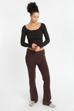 T-shirt ajusté à col Henley à manches longues thumbnail 9