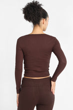 T-shirt ajusté à col Henley à manches longues thumbnail 16