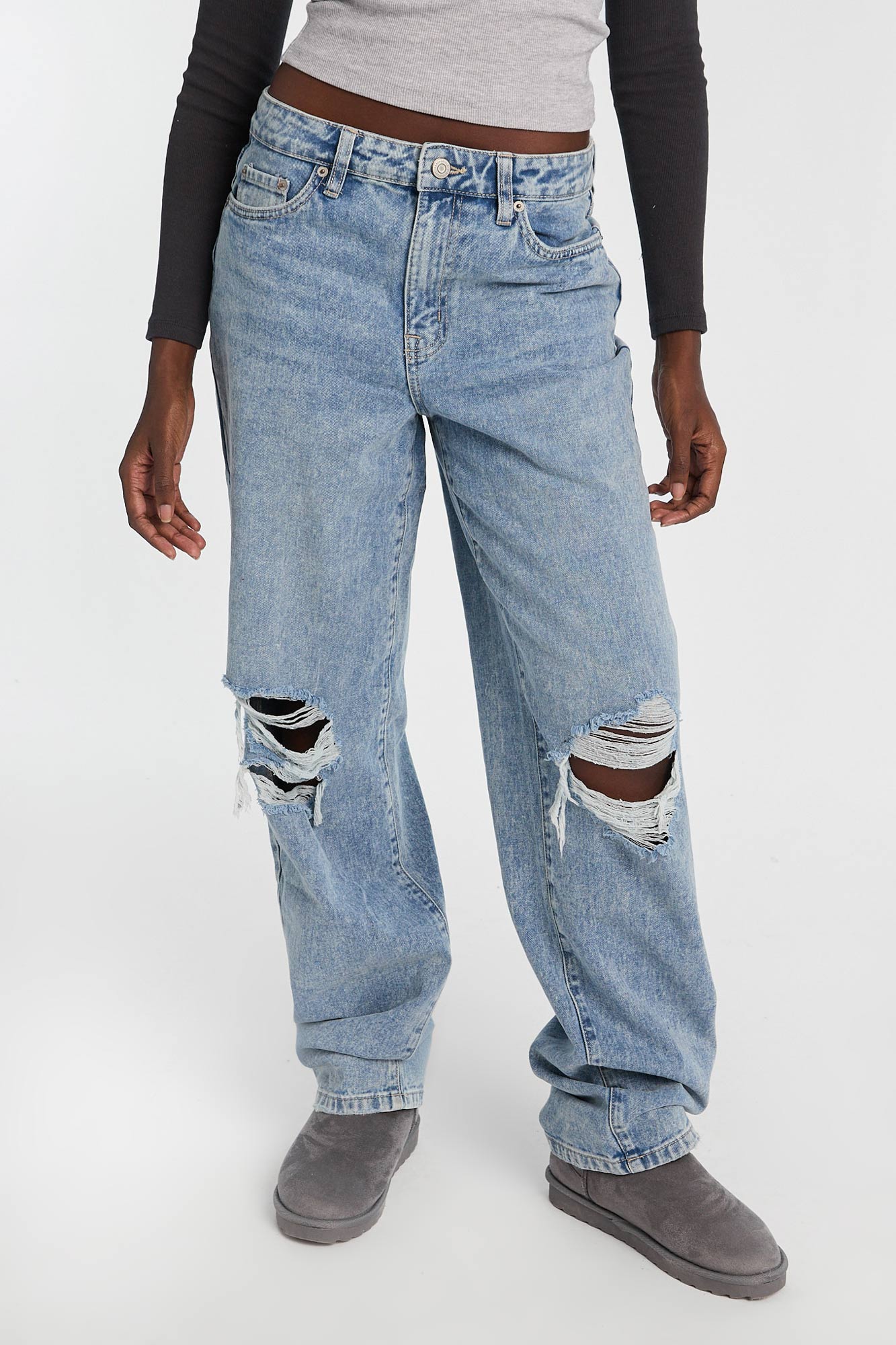 AERO High Rise Baggy Jeans