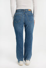 AERO Super High Rise Straight Jeans thumbnail 2