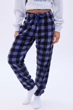 Jogger pyjama pelucheux à carreaux AERO thumbnail 13