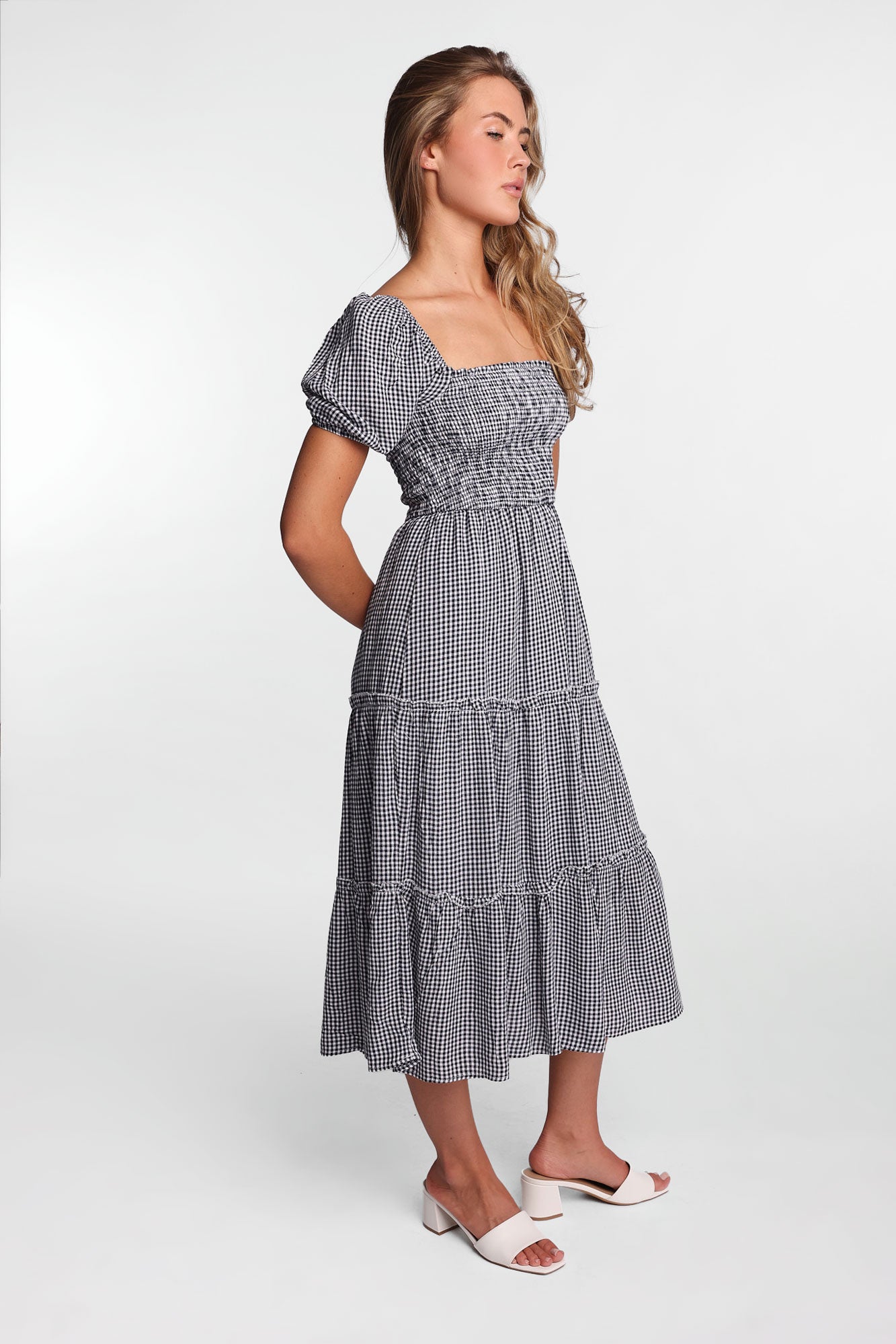 AERO Short Sleeve Smocked Tiered Midi Dress – Bluenotes