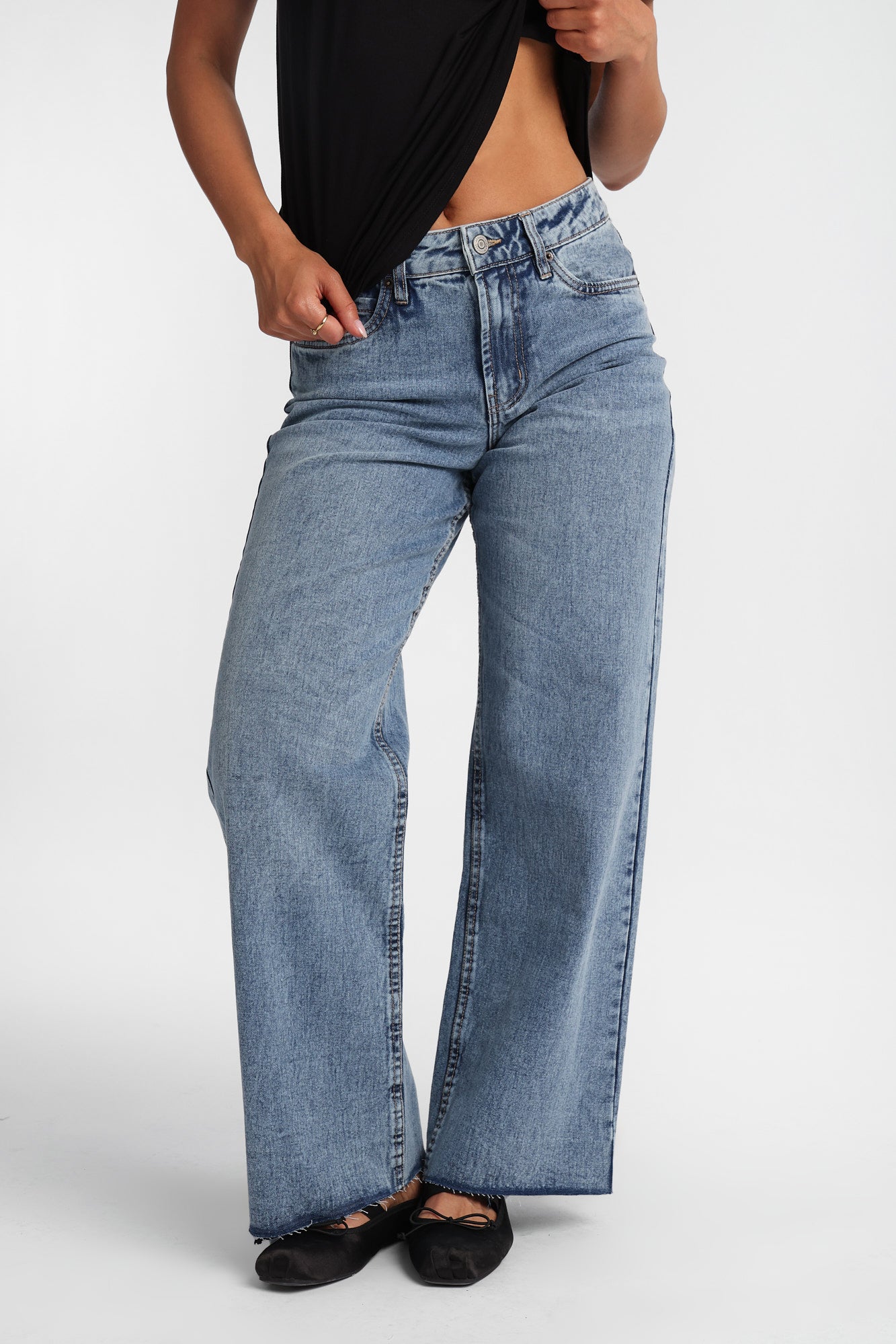 AERO High Rise Baggy Jeans