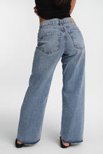 AERO High Rise Baggy Jeans thumbnail 2