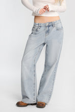 AERO 87 Embroidered Low Rise Baggy Jeans thumbnail 2