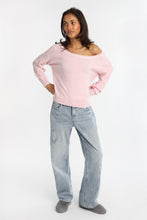 AERO Bow Embroidered Low Rise Baggy Jeans thumbnail 7