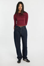 AERO Super High Rise Straight Jeans thumbnail 4