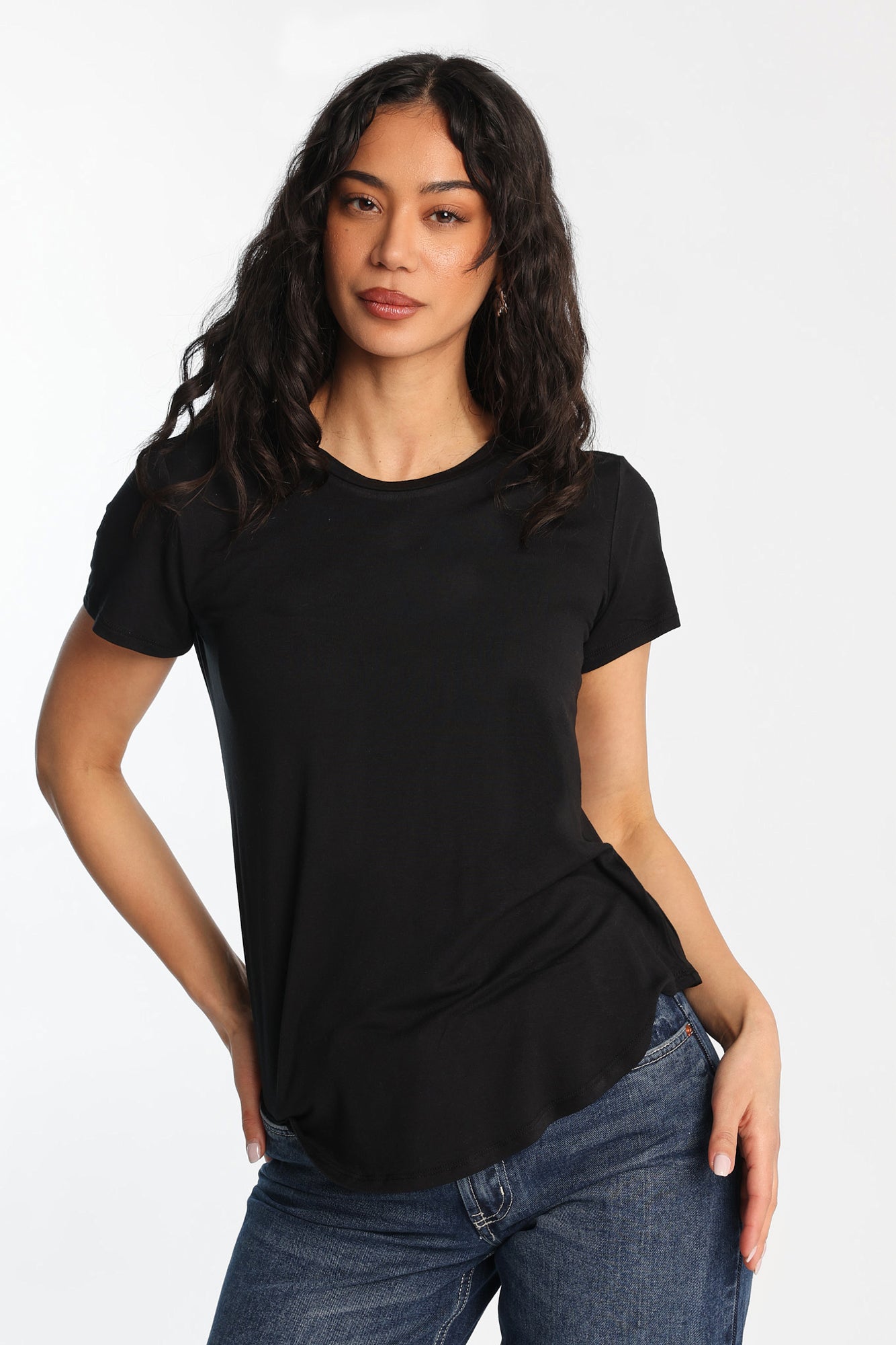 AERO Short Sleeve Crew Neck Tee