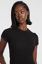 T-shirt moulant en tricot co?telé a? col ras du cou manches courtes AERO thumbnail 3