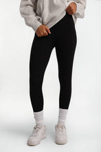 AERO Leggings thumbnail 1