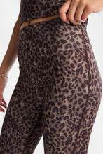 AERO Super Smooth V-Waistband Leggings thumbnail 6