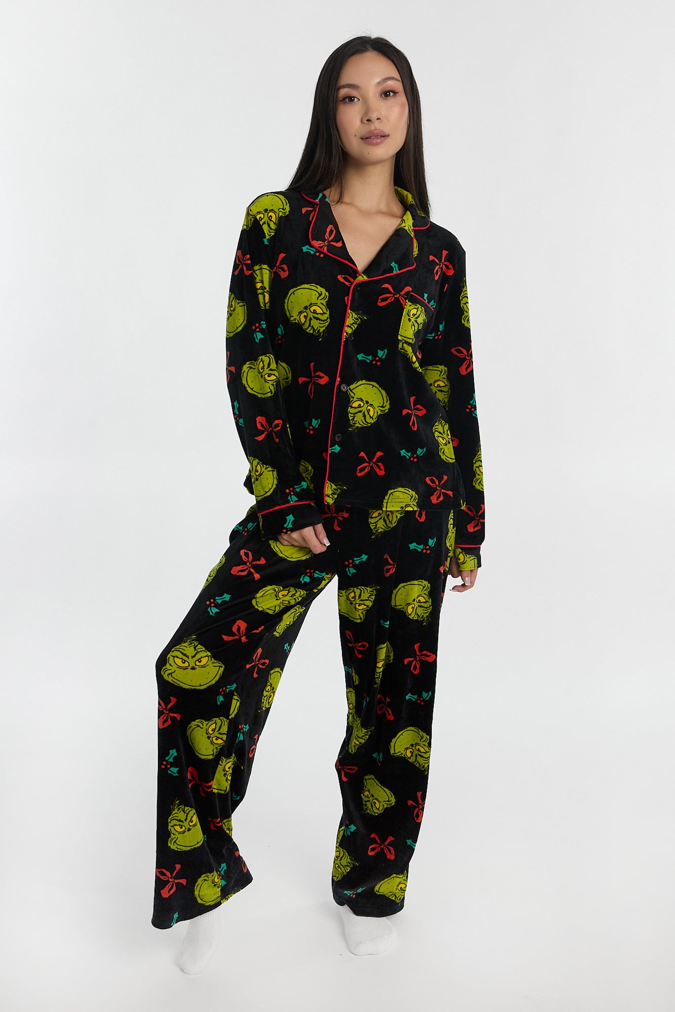 The Grinch Bow Pajama Dad Shirt And Pants 2-Piece Set