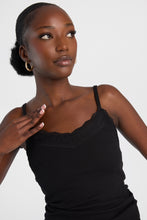 Camisole à bord en dentelle thumbnail 3