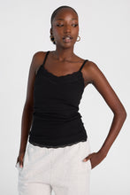 Camisole à bord en dentelle thumbnail 2