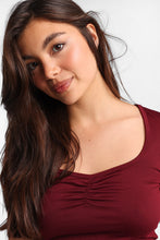 T-shirt à col en coeur froncé en tissu super doux AERO thumbnail 11