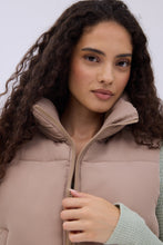 AERO Zip-Up Cropped Puffer Vest thumbnail 19