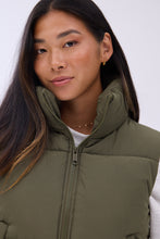 AERO Zip-Up Cropped Puffer Vest thumbnail 27