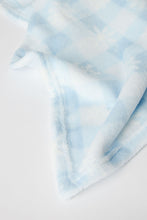 AERO Snow Print Plush Throw Blanket thumbnail 2