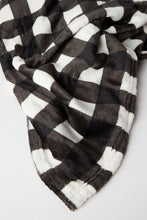 AERO Checkered Print Plush Throw Blanket thumbnail 2