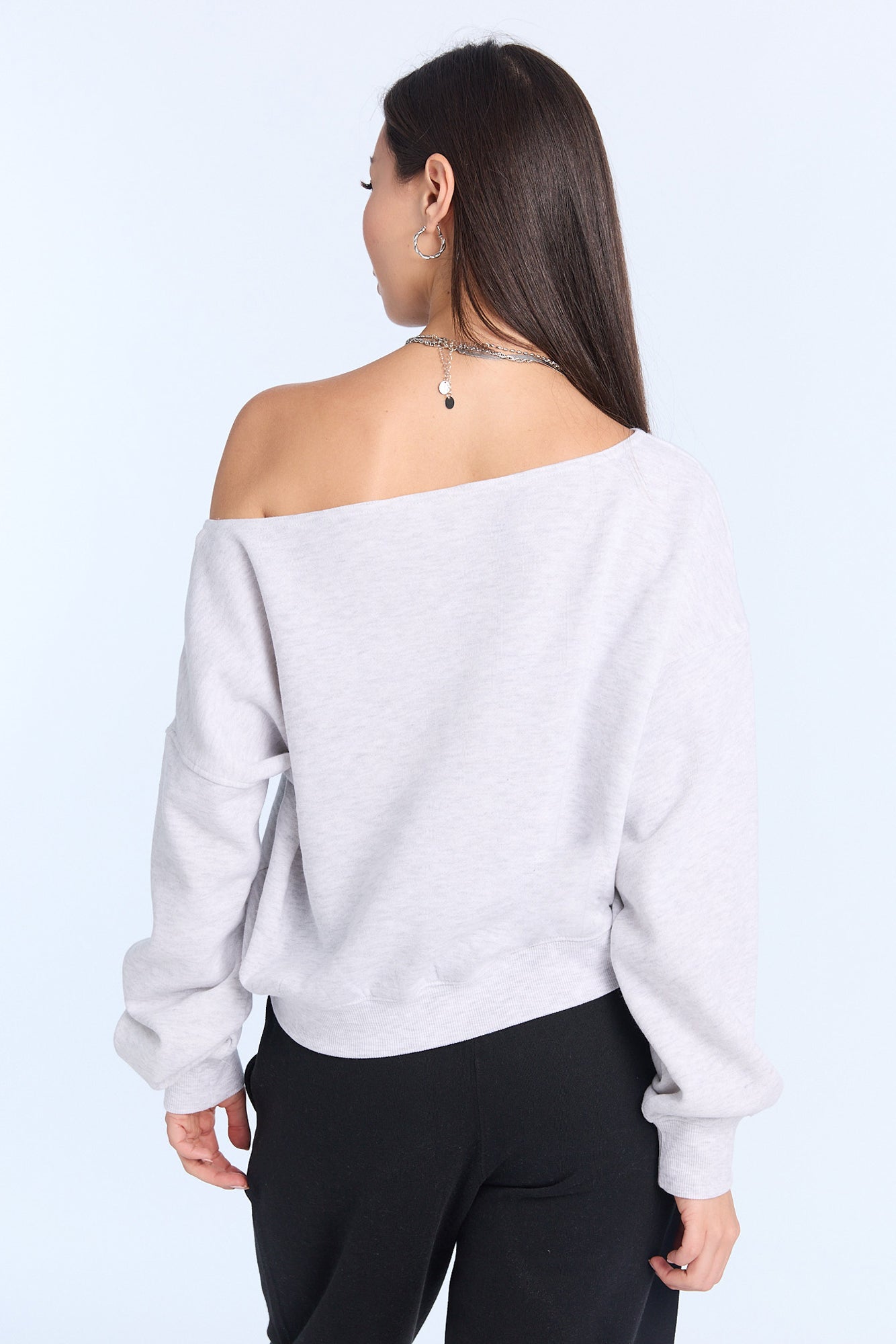 AERO Graphic Off-Shoulder Sweatshirt – Bluenotes